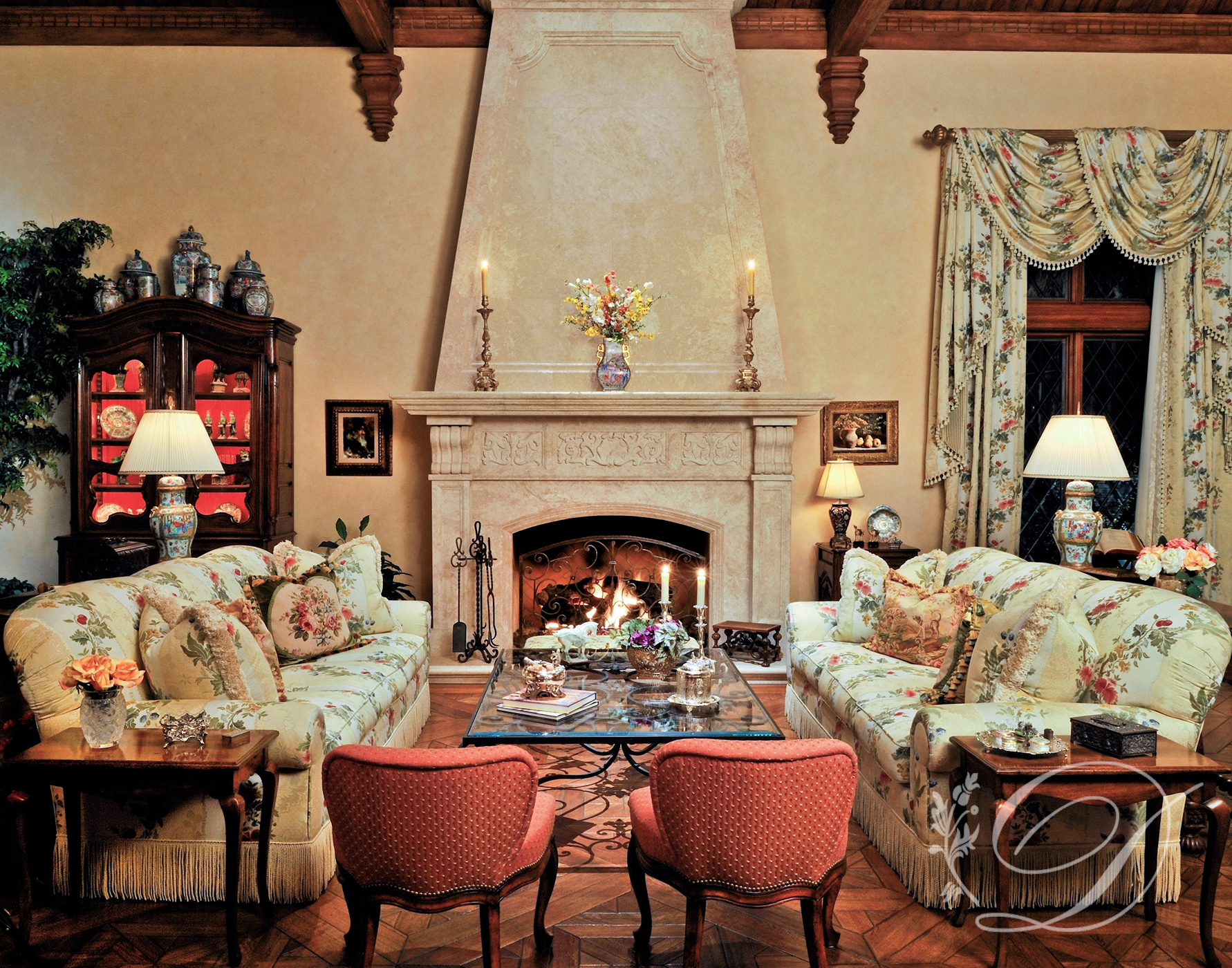 002_LA-Estate_Living-Room-Fireplace
