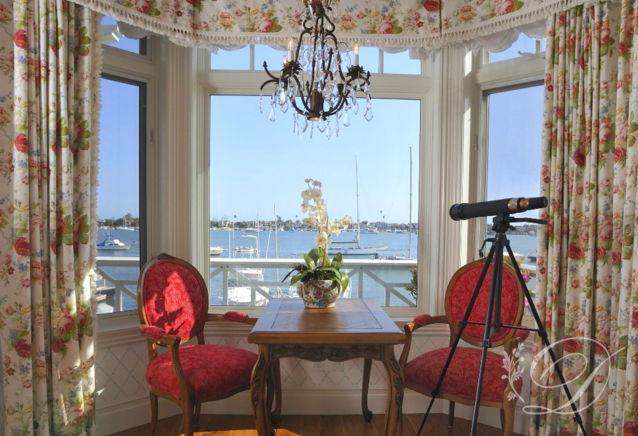 007_Newport_Bay-window