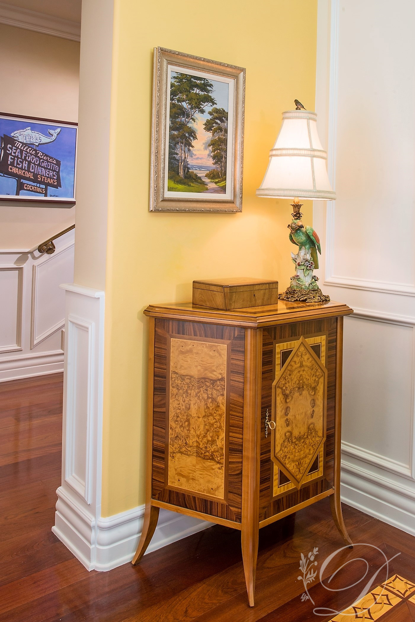 8-Inlaid-wood-Music-cabinet